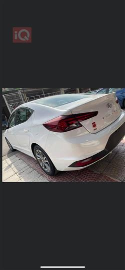 هیوندای ئەلەنترا